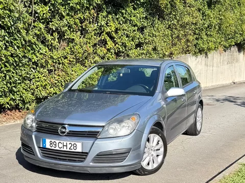 Opel Astra 1.3 CDTi Edition