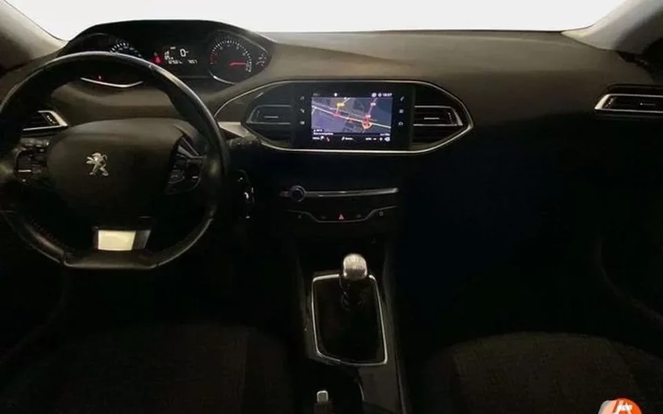 PEUGEOT 308 308 1.2 PureTech S&S Style 110