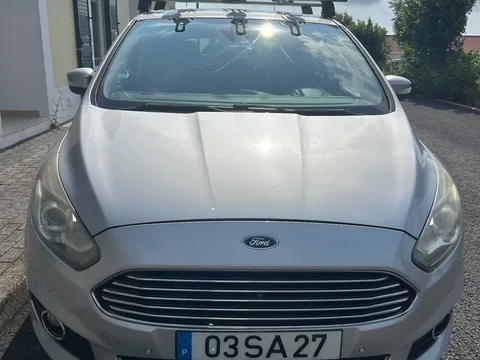 Ford S-Max 2.0 TDCi Titanium