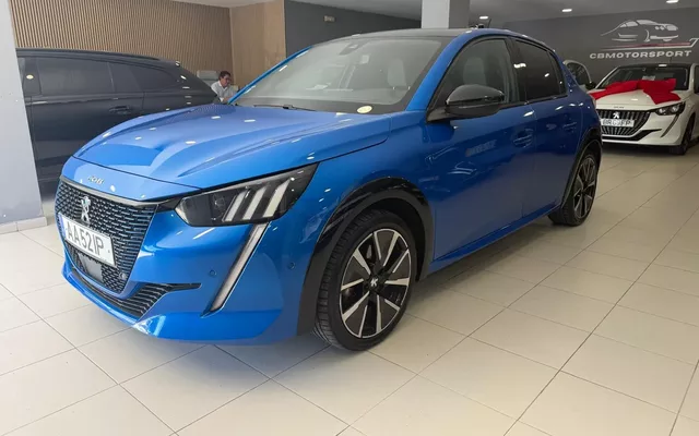 Peugeot e-208 50 kWh GT Line