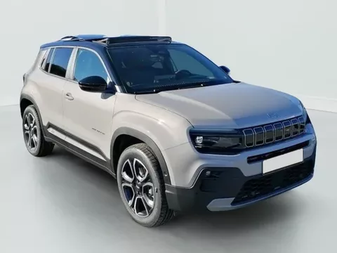 Jeep Avenger 1.2 T3 E-HYBRID 110 BVR SUMMIT Zéro km immatriculé