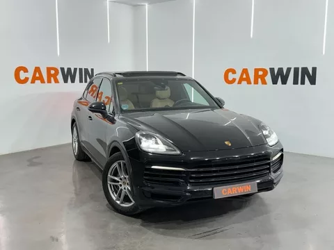 PORSCHE Cayenne 3.0