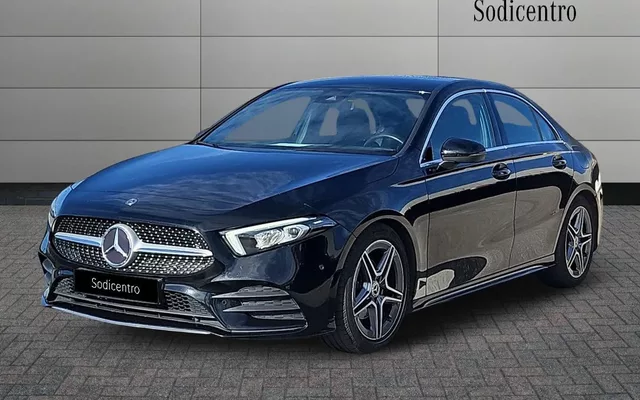 Mercedes-Benz A 180 Limousine d AMG Line Aut.