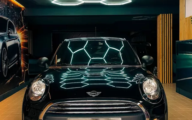 MINI 5 Portas One D