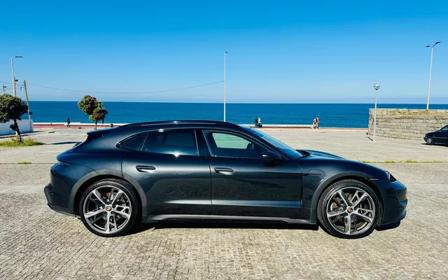 Porsche Taycan Cross Turismo 4S Sport bateria Performance Plus