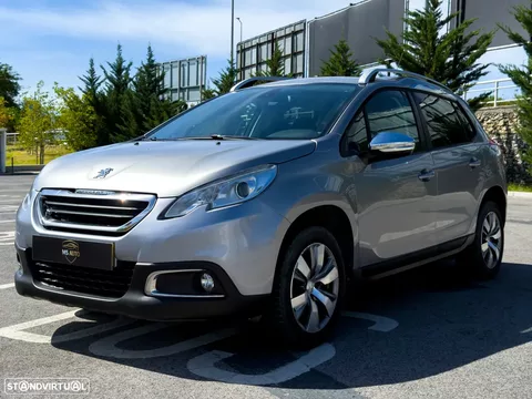 Peugeot 2008 1.2 VTi Active