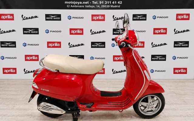 VESPA LX 125