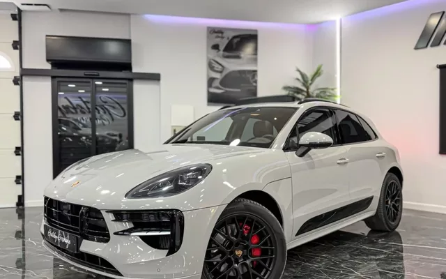PORSCHE Macan Macan GTS Aut.