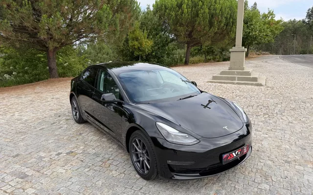 Tesla Model 3 Long Range Tração Traseira