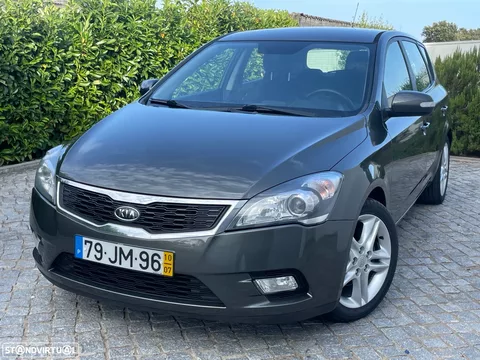 Kia Ceed 1.6 CRDi EX Eco