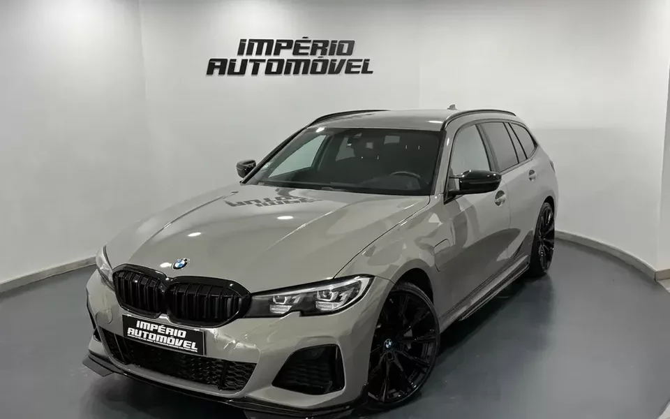 BMW 330 e Pack M Auto