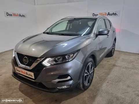 Nissan Qashqai 1.5 dCi N-Connecta J18
