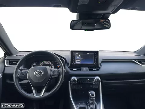 Toyota RAV4 2.5 HDF Square Collection