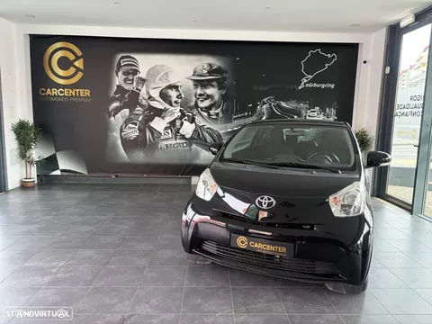 Toyota iQ 1.0 VVT-i
