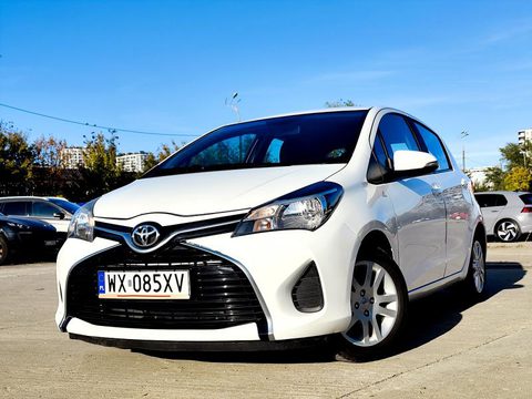 Toyota YARIS 2016