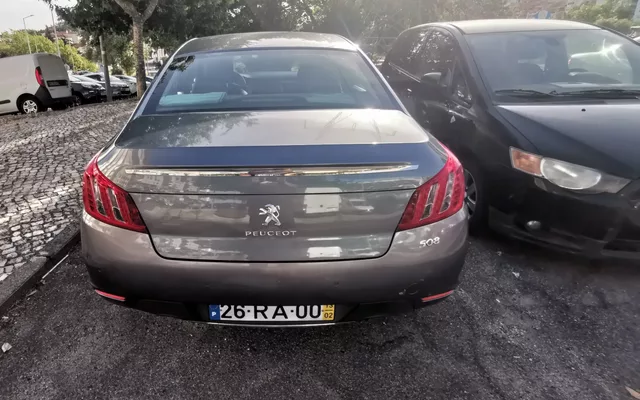 Peugeot 508 2.0 HDi Hybrid4 2-Tronic 85g