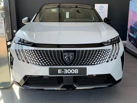 PEUGEOT 3008 SUV 3008 Eléctrico GT 157kW