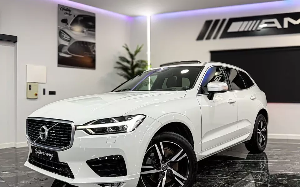 VOLVO XC60 XC60 D5 R-Design Premium Edition AWD Aut.