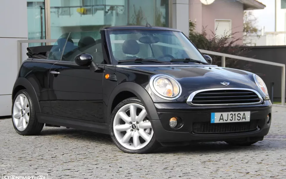 MINI Cabrio