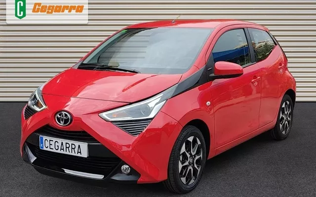 TOYOTA Aygo Aygo 70 x-play