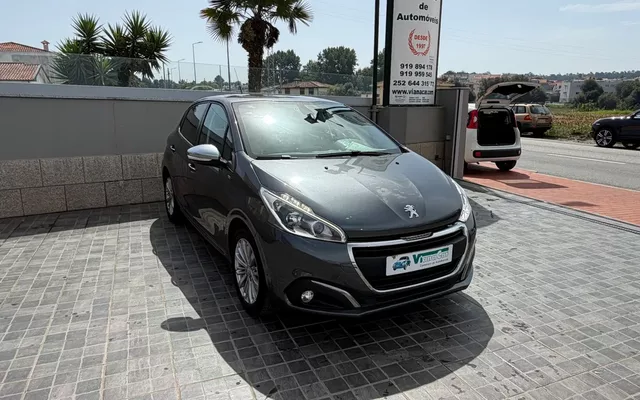 Peugeot 208 1.2 PureTech Style