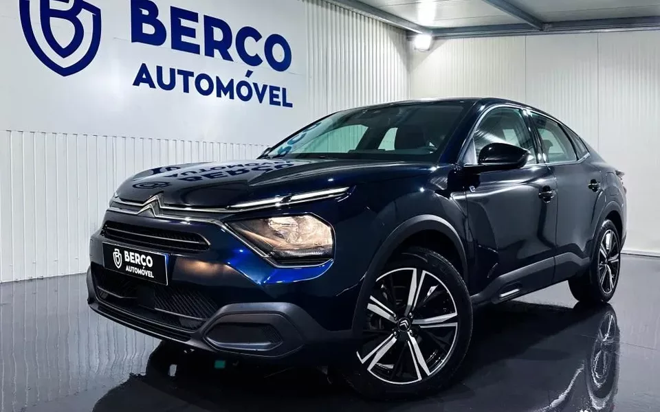 Citroën e-C4 X