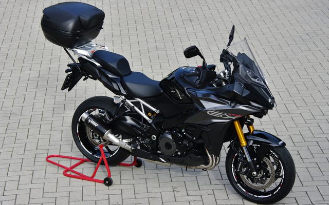 Suzuki GSXS 1000 GX