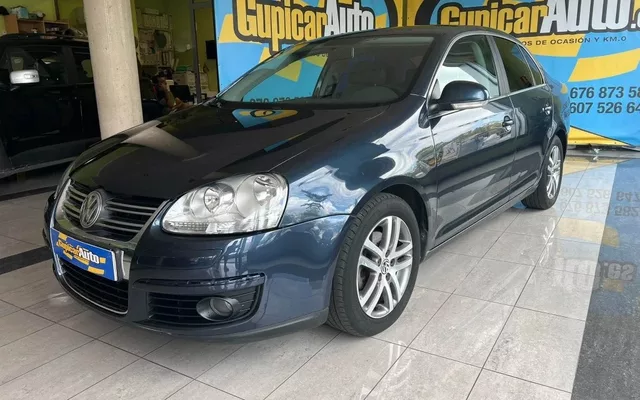 VOLKSWAGEN Jetta Jetta 2.0TDI Advance