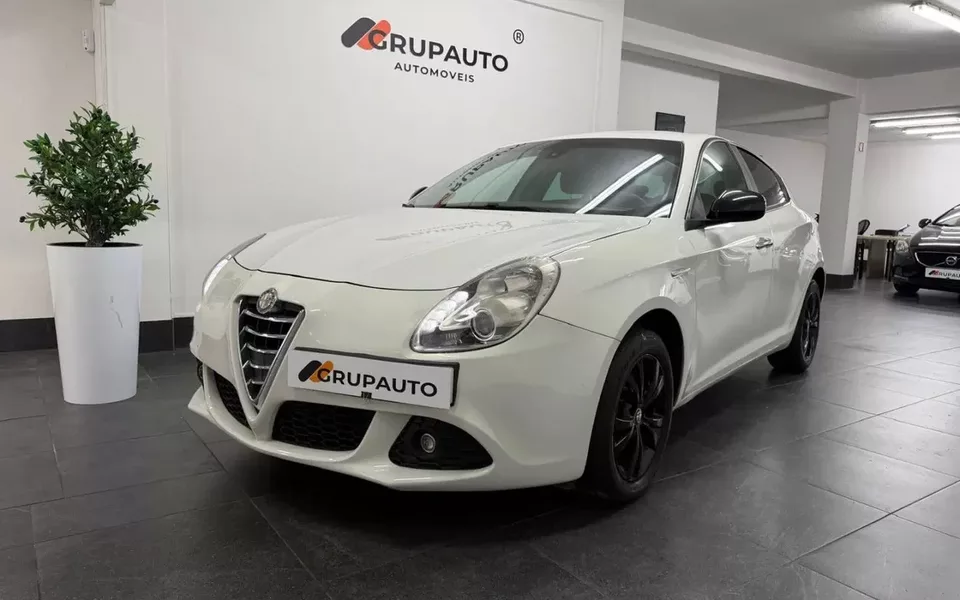Alfa Romeo Giulietta 1.6 JTDM Trofeo
