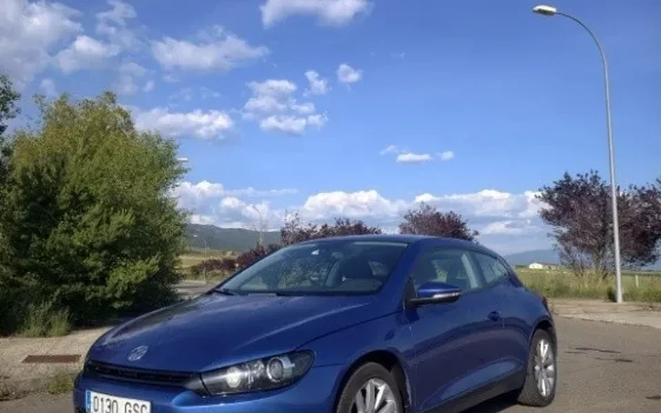 VOLKSWAGEN Scirocco Scirocco 2.0TDI - 5800€ en