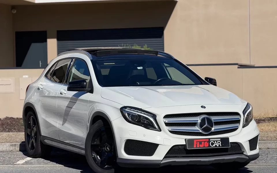 Mercedes-Benz GLA 220