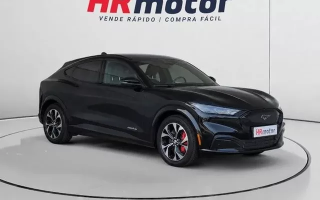FORD Mustang Mach-E 75.7Kwh 198 kW (269 CV)