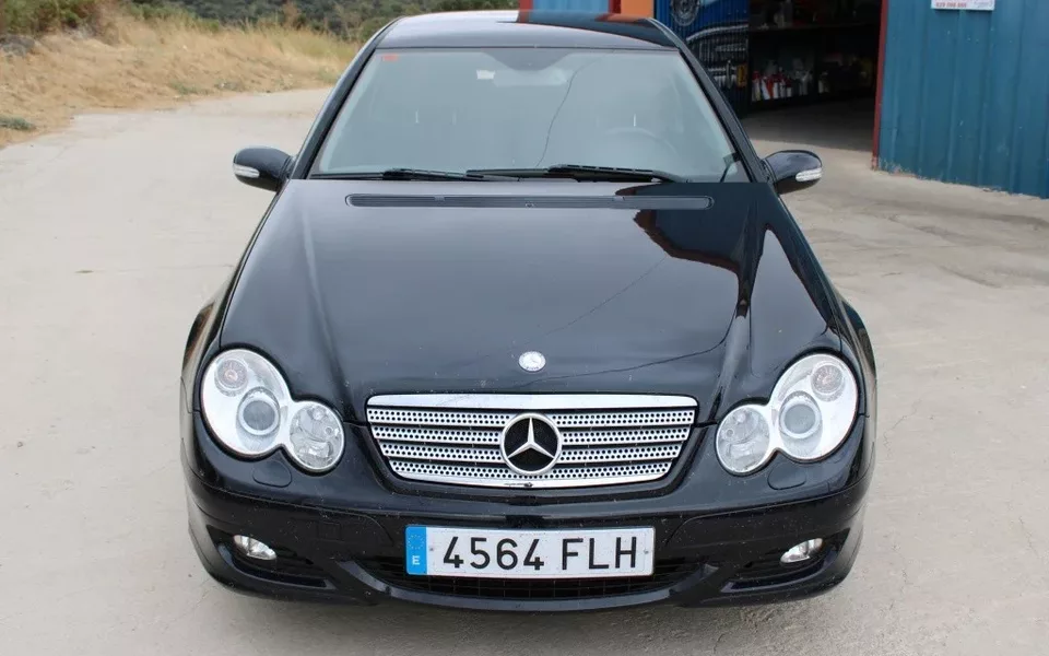 MERCEDES-BENZ Clase C C Sportcoupé 180 K Sport Edition