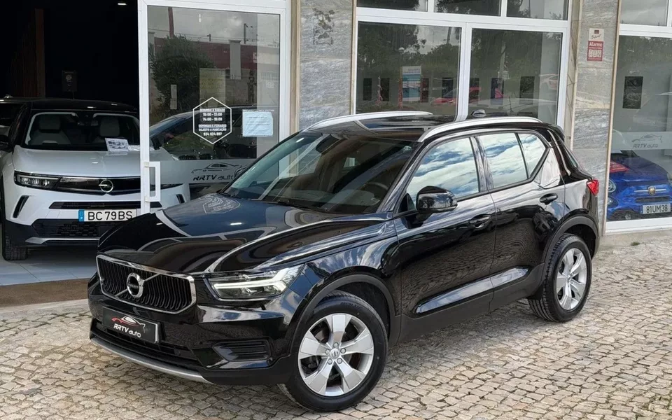 Volvo XC 40 2.0 D3 Momentum Plus