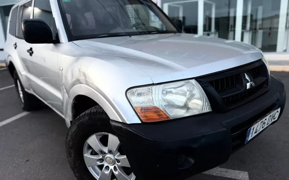 MITSUBISHI Montero Montero 3.2 DI-D Instyle