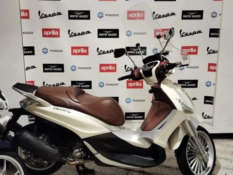 PIAGGIO BEVERLY 300