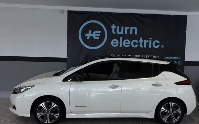 Nissan Leaf Tekna ProPilot Park