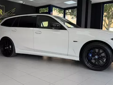 BMW 330 2022 e Pack Desportivo M Auto