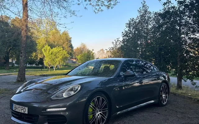 Porsche Panamera S e-Hybrid