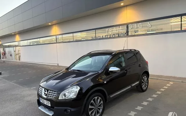 NISSAN Qashqai Qashqai 2.0dCi Tekna Sport Chrome 4x2