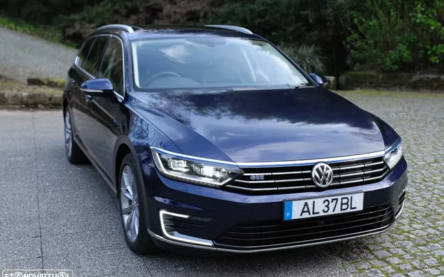 VW Passat Variant