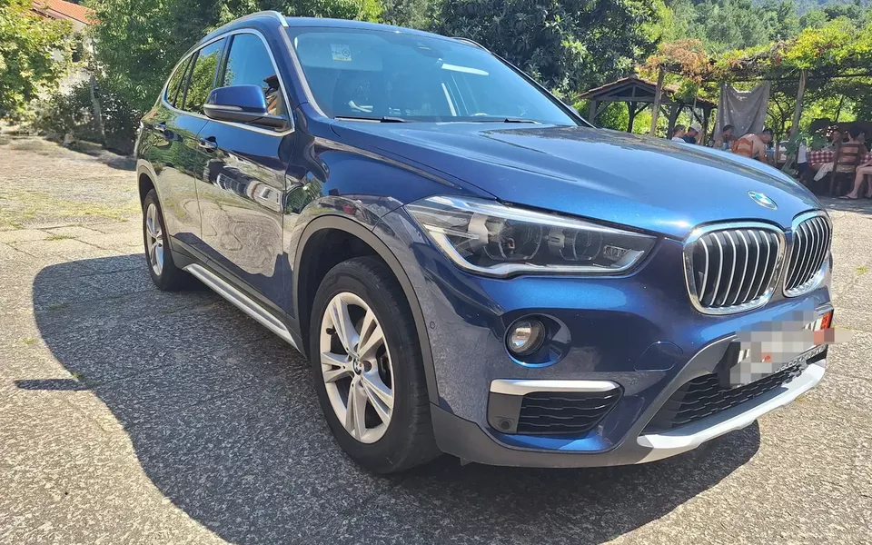 BMW X1 xDrive18d