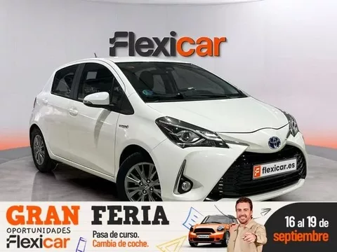 TOYOTA Yaris Yaris Hybrid 1.5 Active
