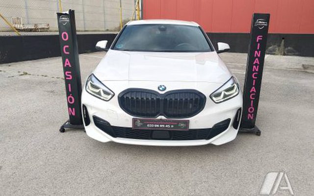 VOLVO XC40 XC40 B3 Black Edition + Aut.