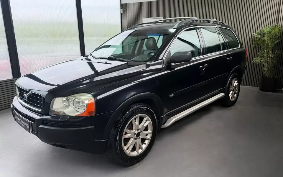 Volvo XC 90 2.4 D5 5L Nivel 3 Auto.