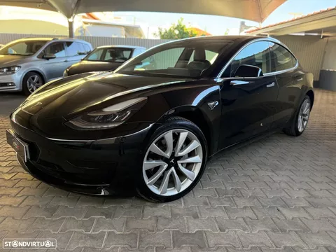 Tesla Model 3 Standard Range Plus RWD