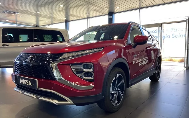 MITSUBISHI Eclipse Cross Eclipse Cross PHEV Kaiteki 4WD