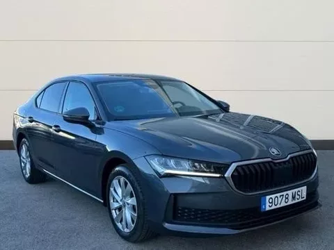 SKODA Superb Superb 2.0 TDI Essence DSG 110kW