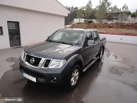 Nissan Navara 2.5 dCi CD SE AT 4WD