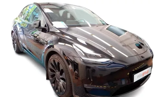 Tesla Model Y Performance Dual Motor AWD